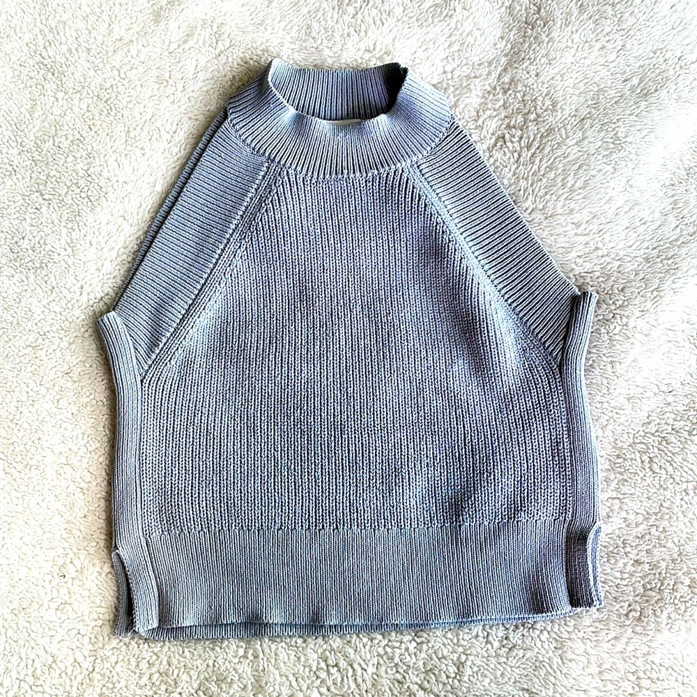 Aritzia Halter Knit tank XS